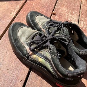 Vans wavvy skate shoe size 12